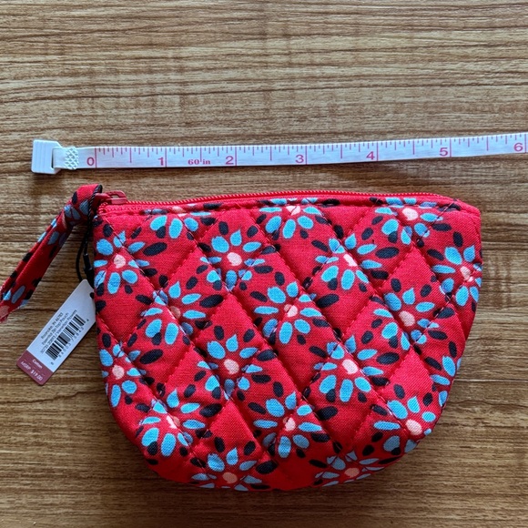 Vera Bradley Pouch (NWT) - Picture 4 of 5